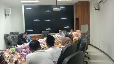 Komisi II DPRD Kampar Bersama Forum Honorer R2 dan R3 Gelar Rapat Dengar Pendapat