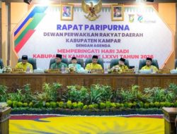 Bupati Kampar Bersama Wakil Bupati Hadiri Sidang Paripurna Istimewa DPRD dalam Rangka HUT Kampar ke-76