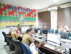 Ikuti Zoom Meeting Terkait Pengendalian Inflasi dan Program Pembangunan Tiga Juta Rumah, Ini Kata Bupati